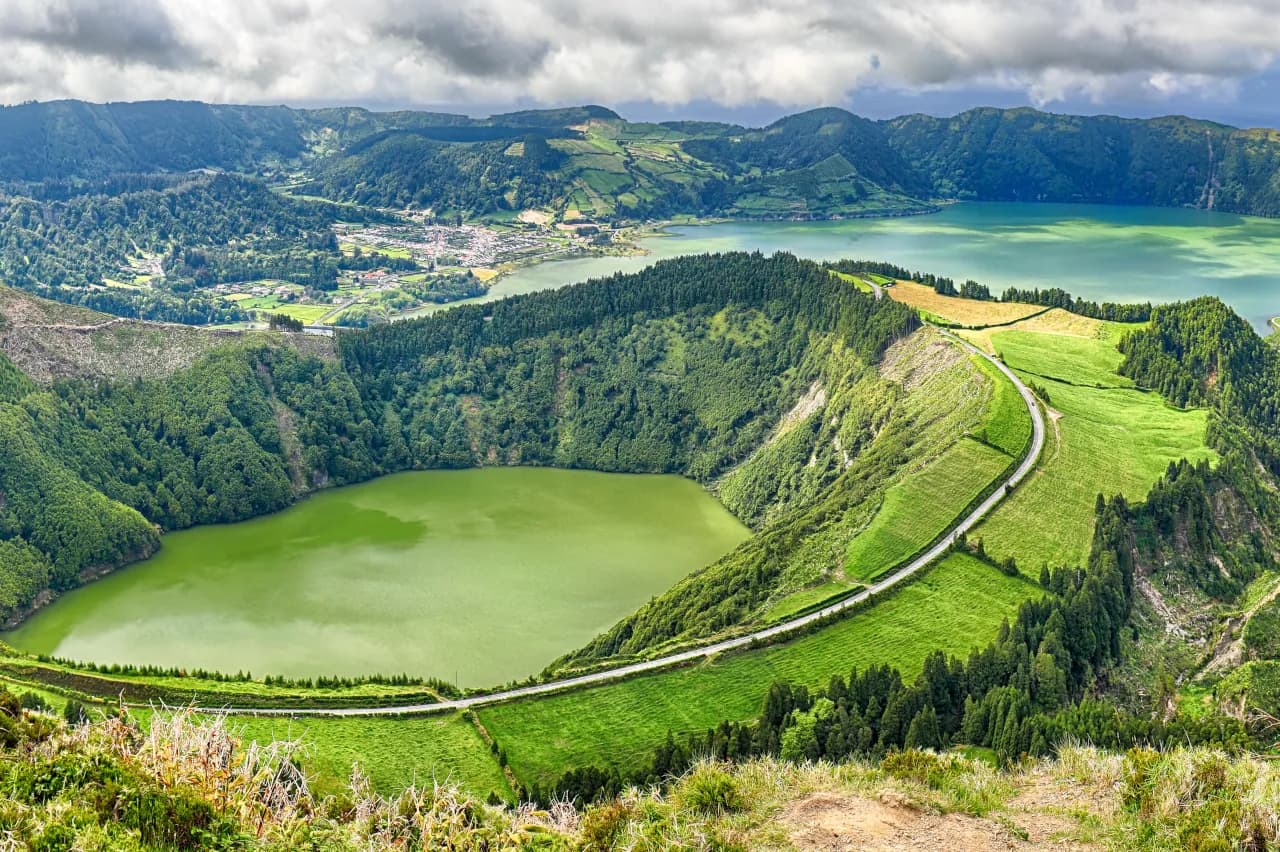 Mobile header background