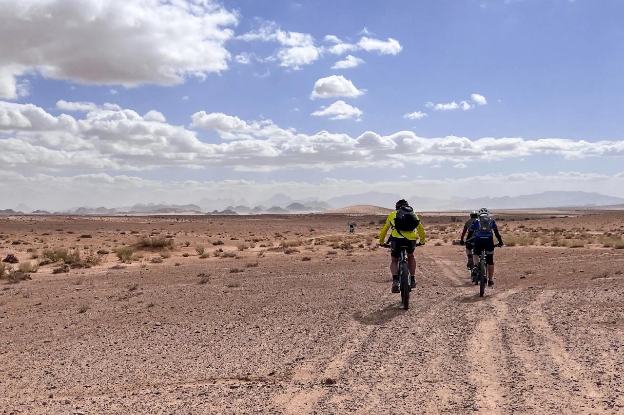 Mobile header background