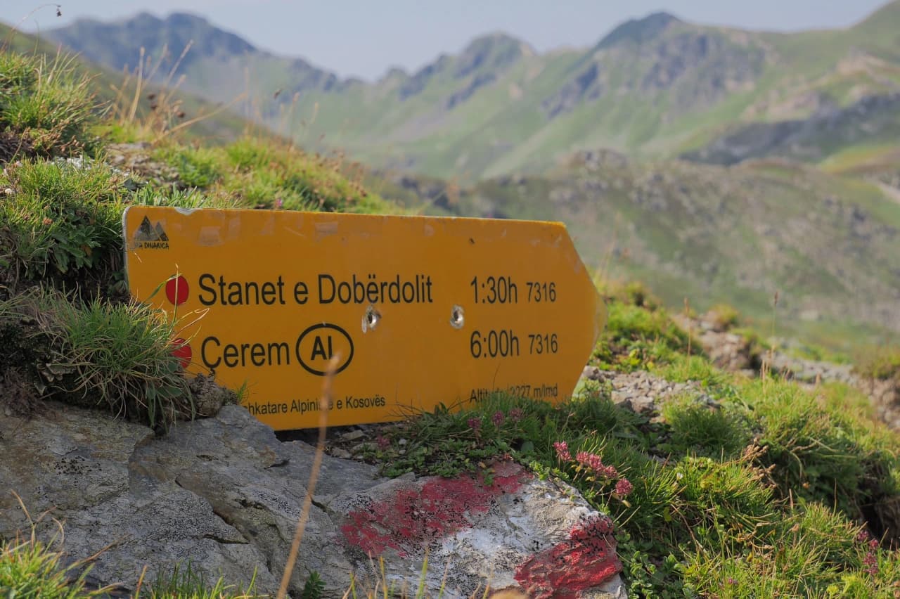 Mobile header background