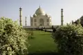 Das Taj Mahal, ein weißes Marmormausoleum in Agra, Indien.
