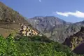 Blick auf Berberdörfer und den Hohen Atlas.