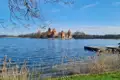 Die historische Trakai Wasserburg, gelegen auf einer Insel im Galvė-See.