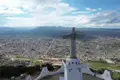 Cristo Rey Statue mit Blick auf die Stadt.