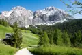 Almweg in den Dolomiten