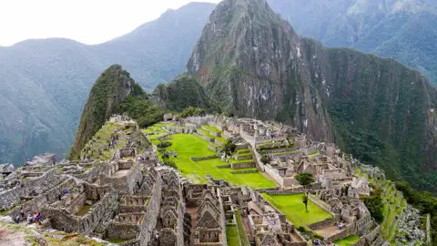 Die Inka-Stadt Machu Picchu in den Anden Perus.