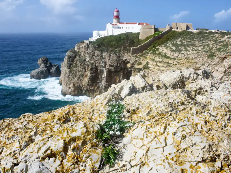 Leuchtturm und Festung am Kap St. Vinzenz mit Blick auf den Atlantik.