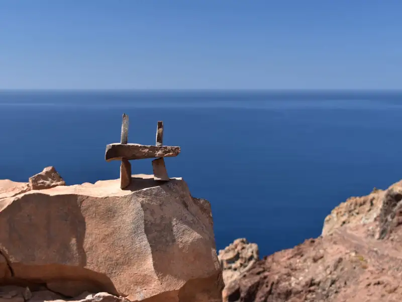 Steinformation am Meer.