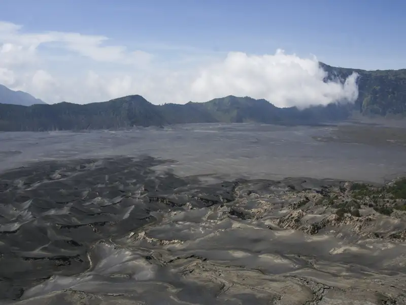 Vulkanlandschaft im Bromo Tengger Semeru Nationalpark.