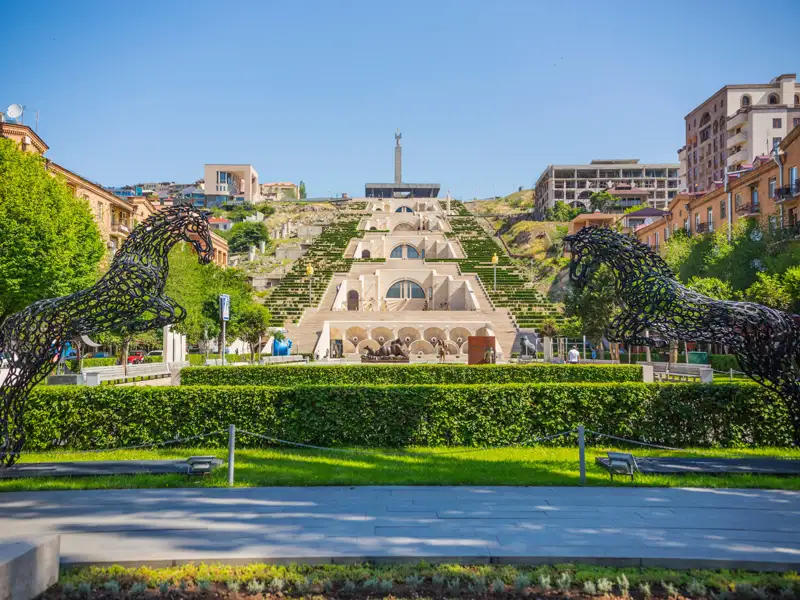 Kaskade von Jerewan, ein architektonisches Wahrzeichen.