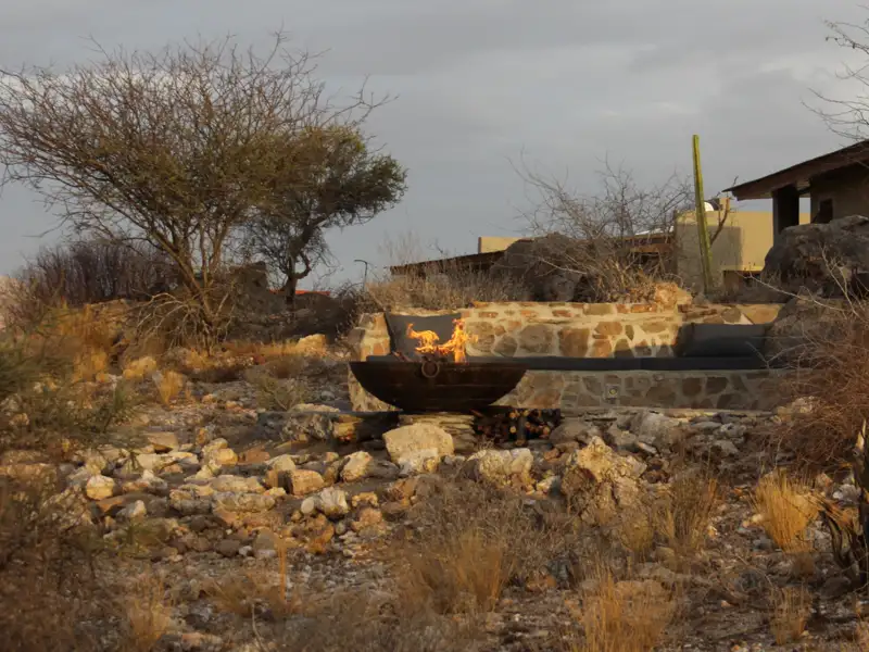 Eine Feuerstelle im Freien.