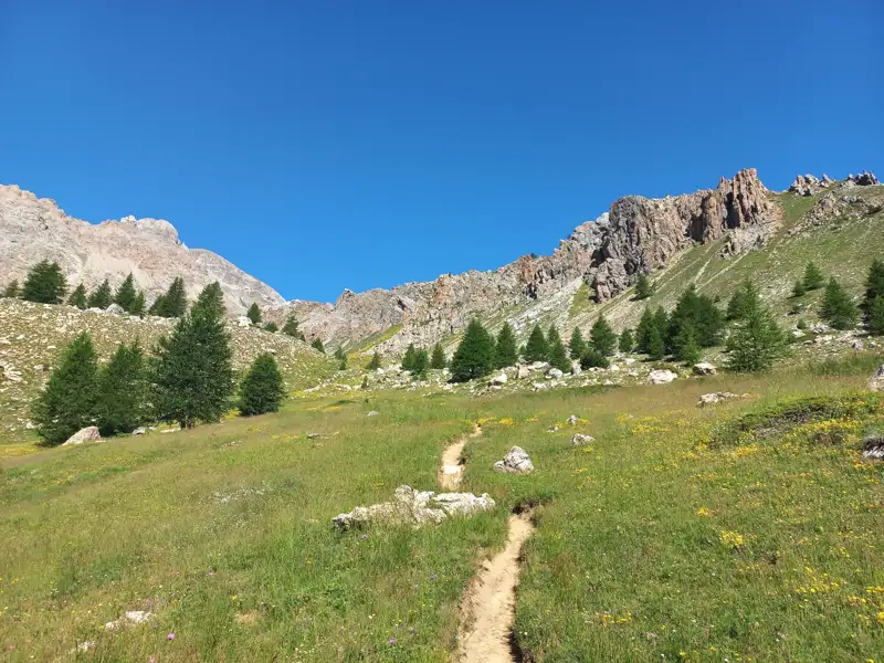 Wanderweg in den Bergen